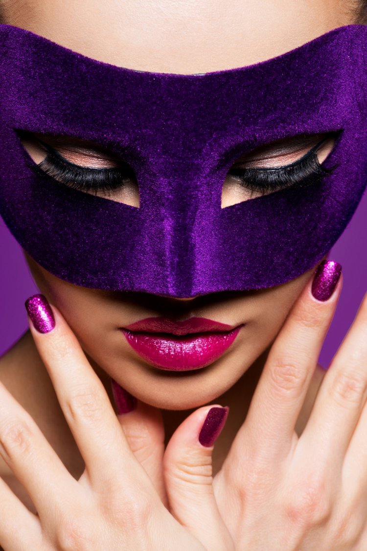 fond photo violet deep purple portrait