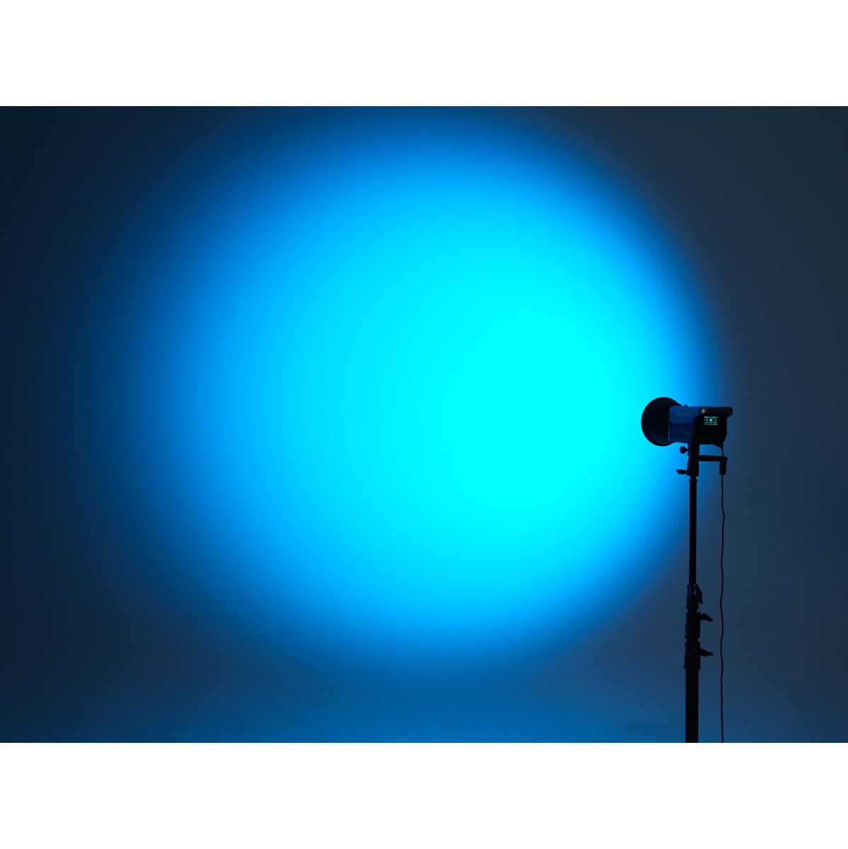 Lampe LED Nanlite FC-120C RGB, housse de transport