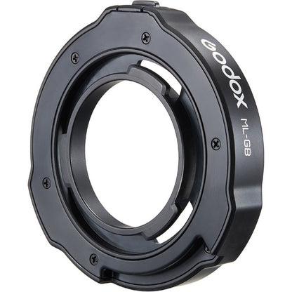 Adaptateur monture Bowens Godox ML-GB vu de trois quarts, logo et référence gravés