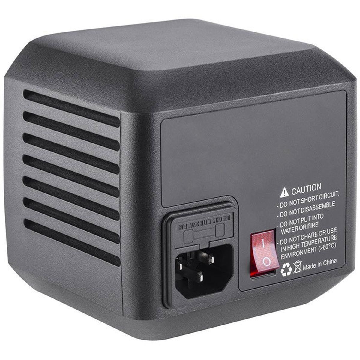 Adaptateur secteur Godox AD-AC de face, prise secteur, interrupteur rouge et consignes de sécurité