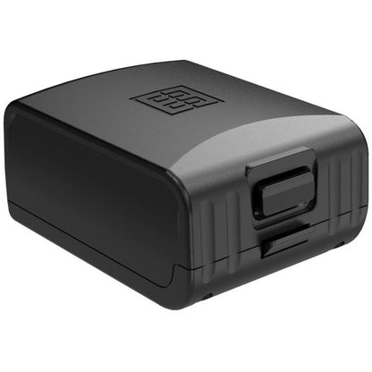 Batterie Elinchrom FIVE noire vue de trois quarts, loquet de verrouillage en façade