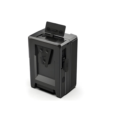 Monture V-Mount au dos de la batterie Rolux Dynasty II 99 Wh, cache des prises relevé 