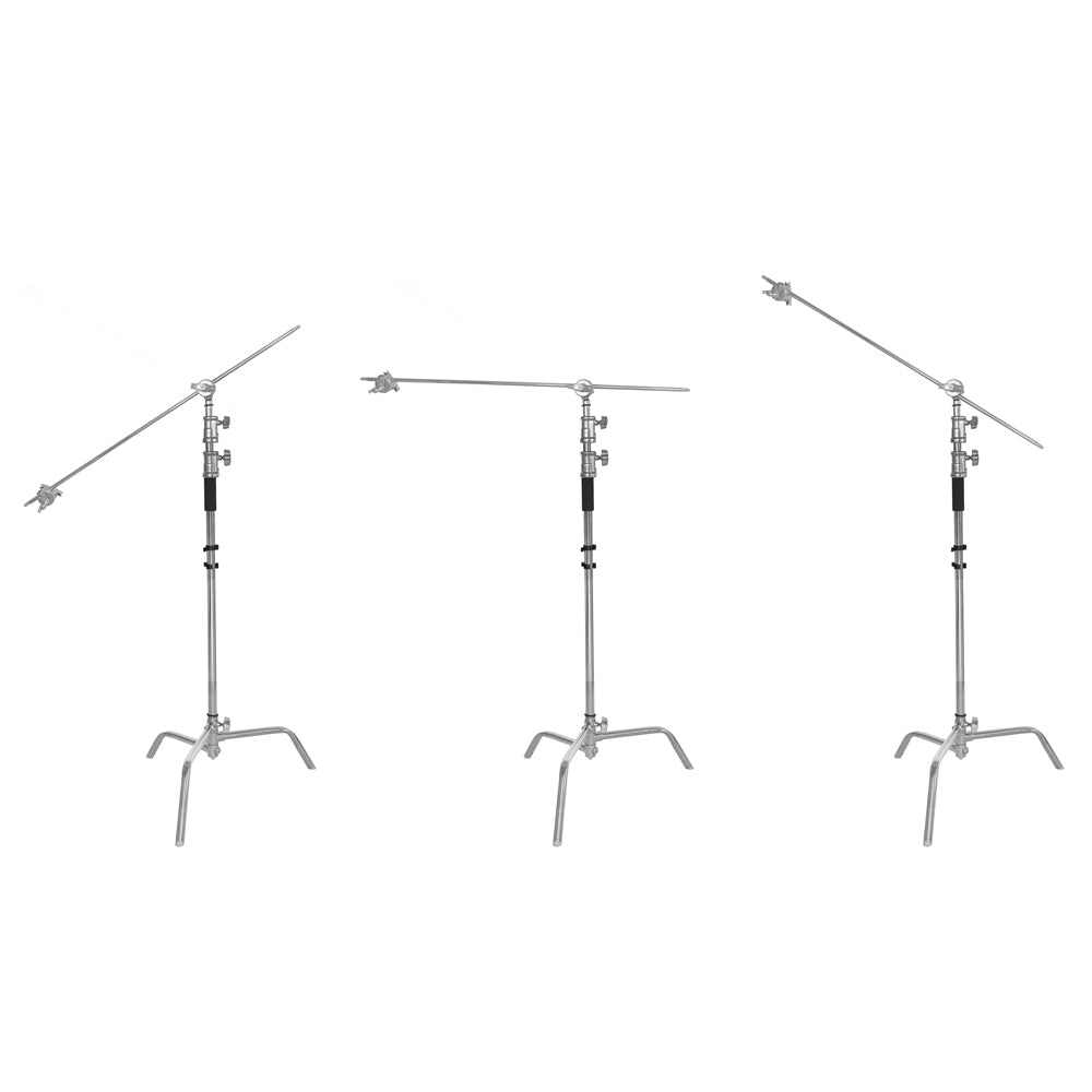 Trois C-stands StudioKing FT-3203S montrant le bras incliné vers le bas, à l'horizontale et vers le haut