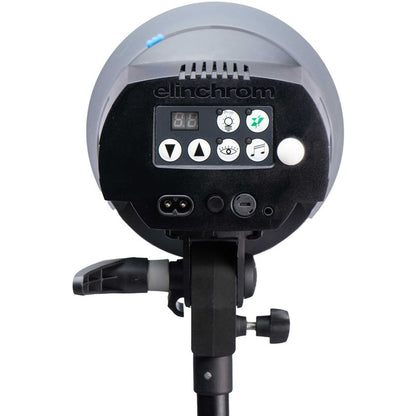 Flash studio Elinchrom D-Lite RX ONE vu de dos sur un pied, panneau de commande et prise secteur