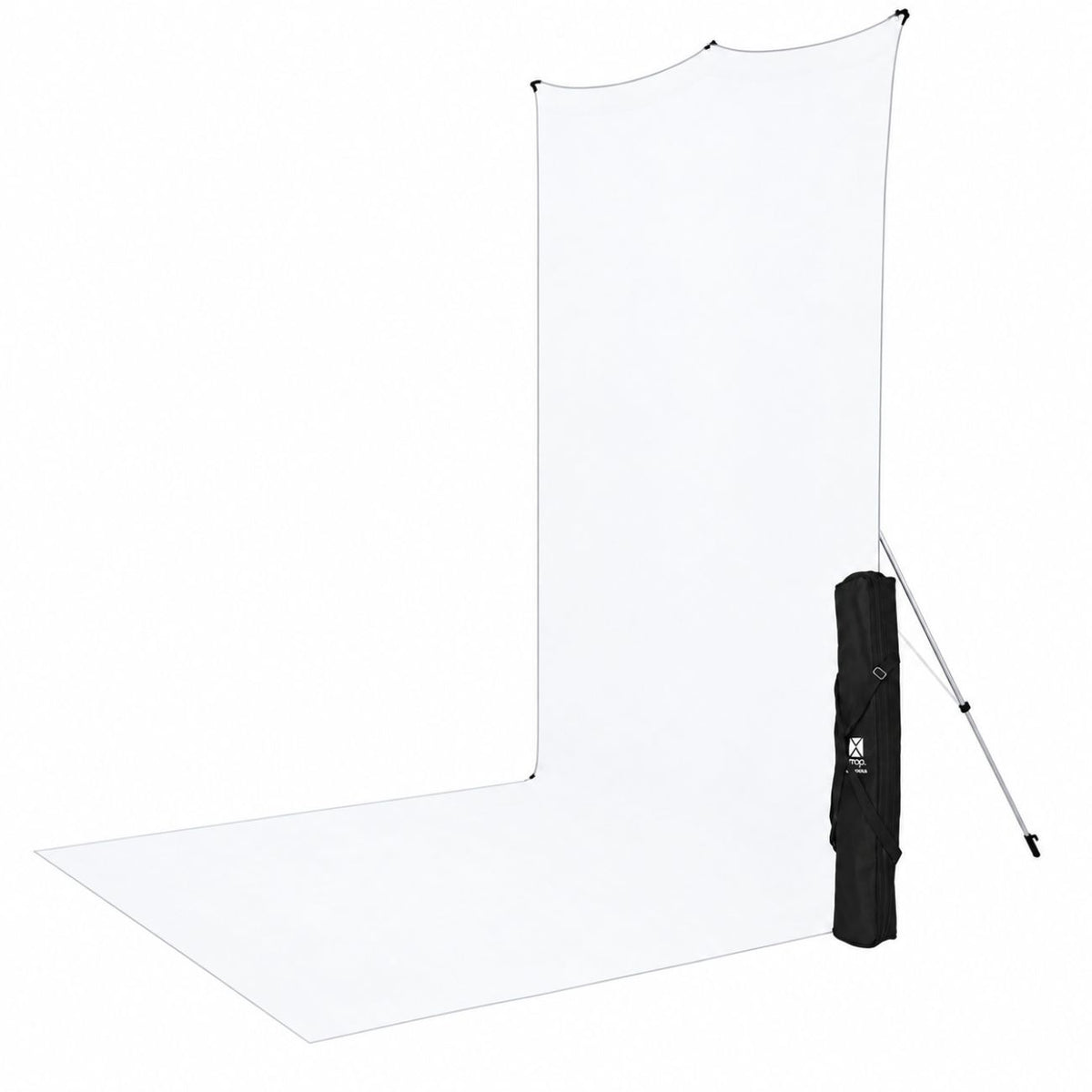 Kit Fond Photo Westcott X-Drop Sweep + Support 1,5 x 3,7 m, coloris blanc, vue de trois quarts avec le support et son sac #Couleur_Blanc