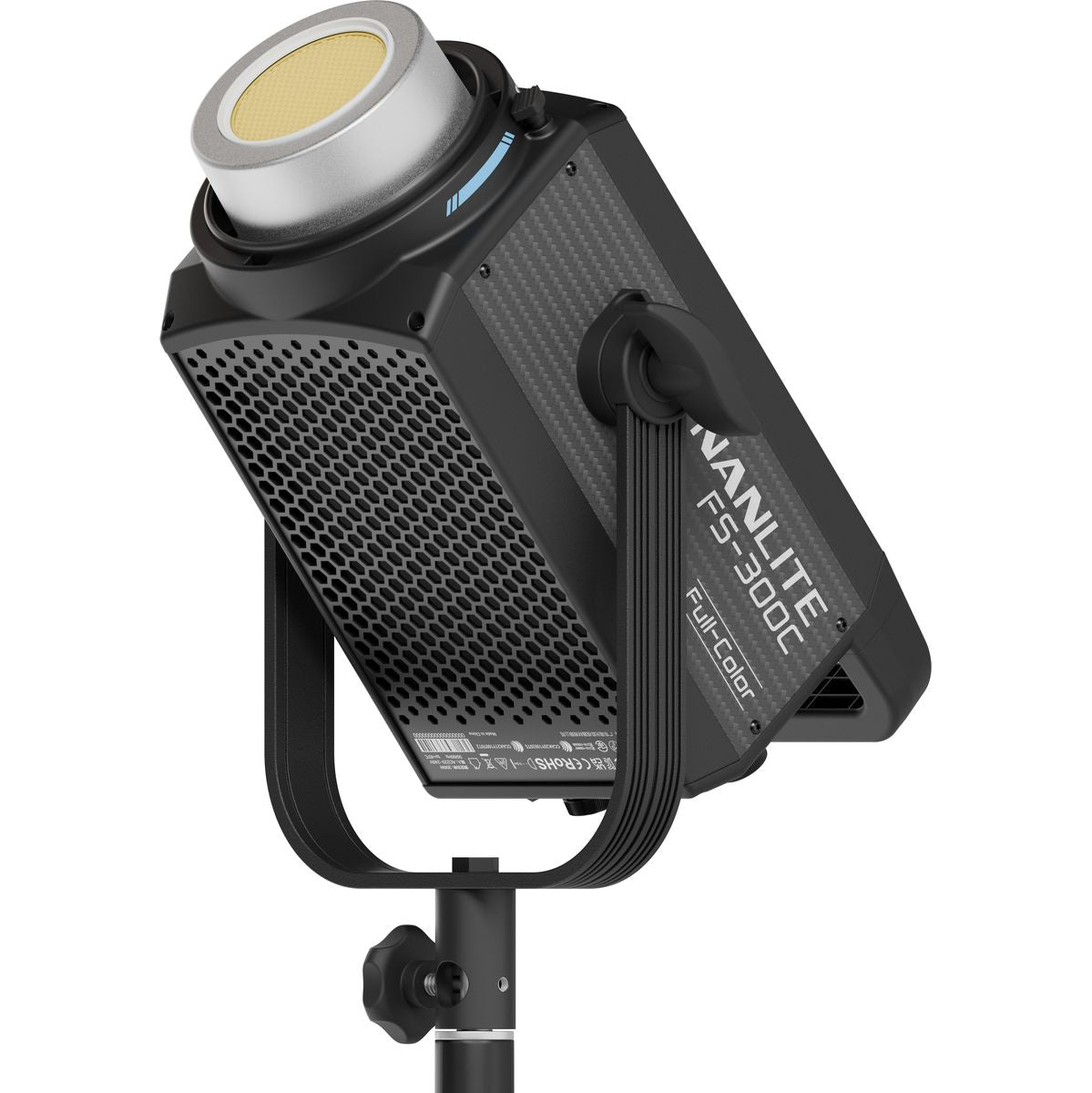 LED COB et grille de ventilation de la Nanlite FS-300C RGB