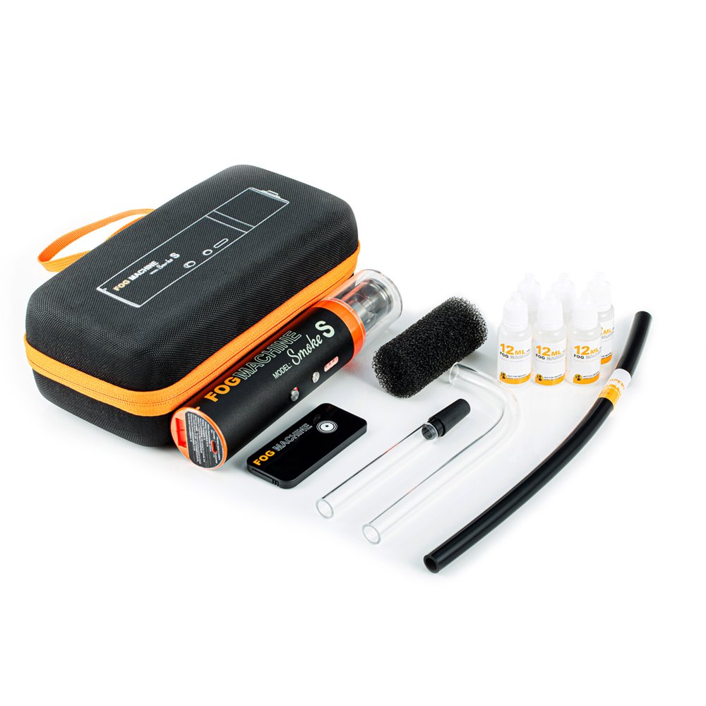 Contenu de la machine à fumée Lensgo Smoke S : étui, tubes, télécommande et flacons
