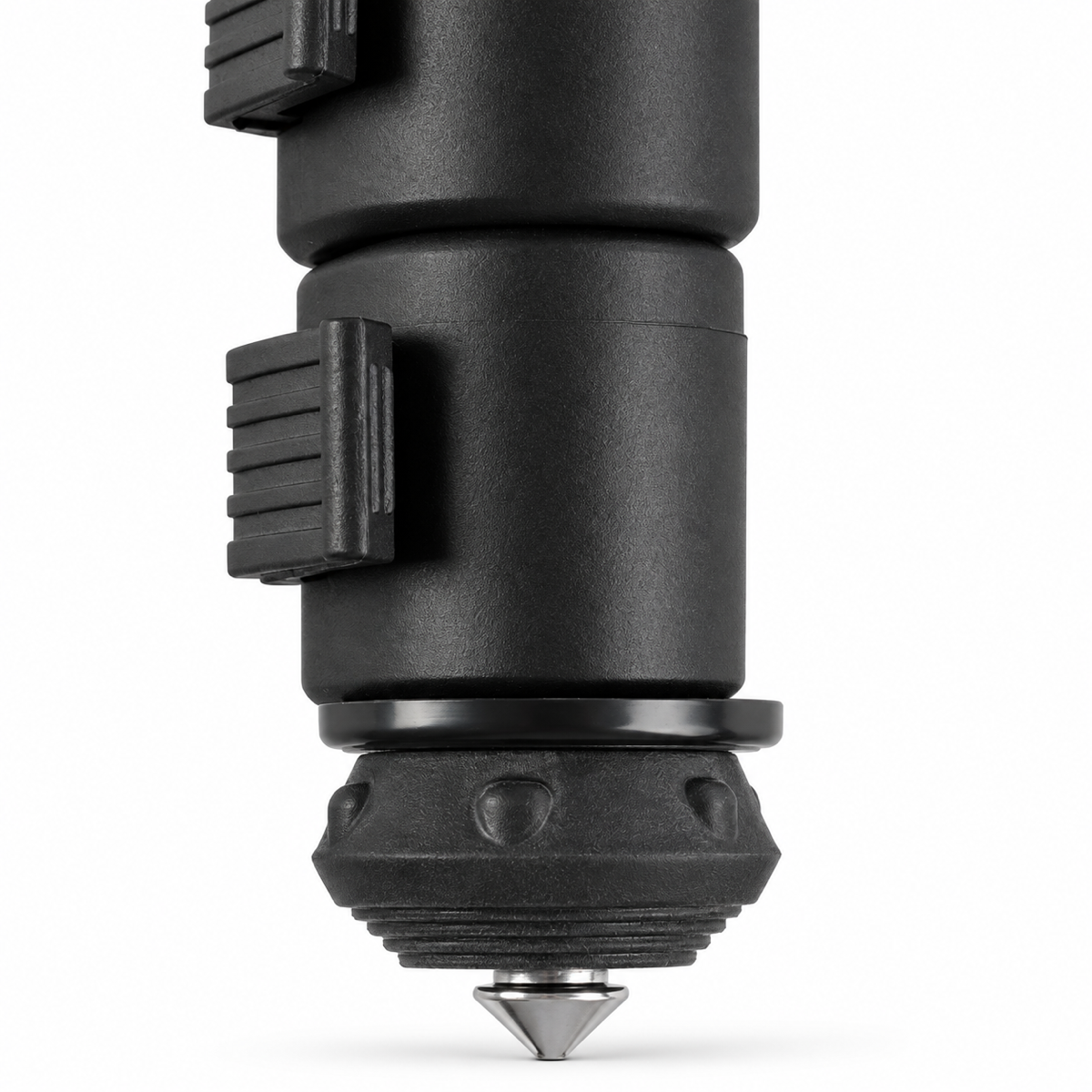 Embout en caoutchouc du monopode Nest WT-1003 laissant dépasser une pointe