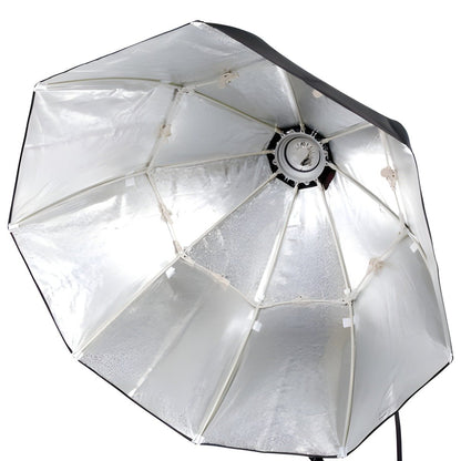 Intérieur argenté de l'octabox profonde Falcon Eyes FEOB-10EX sans diffuseur, effet bol beauté