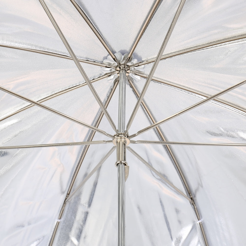 Armature métallique et baleines sous la toile argent du parapluie Falcon Eyes UR-32S 