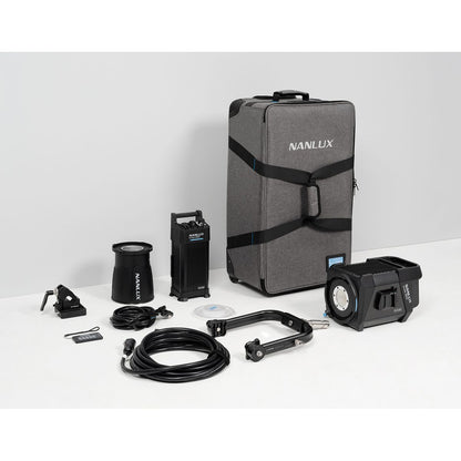 Projecteur LED Nanlux Evoke 900C RGBLAC, écran de contrôle