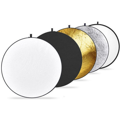 Réflecteur 5-en-1 rond 107 cm, surfaces translucide, noire, or, argent et blanche déployées en éventail