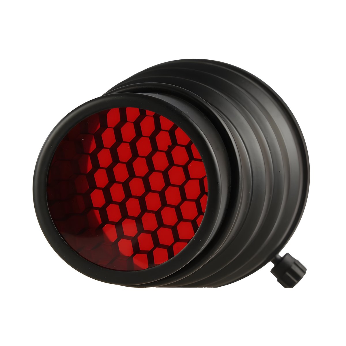 Sortie du snoot conique SK-CS95 avec la grille nid d'abeille et le filtre rouge en place
