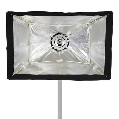 Intérieur argenté de la softbox pliable Falcon Eyes FESB 60x90 cm, baleines et bague 