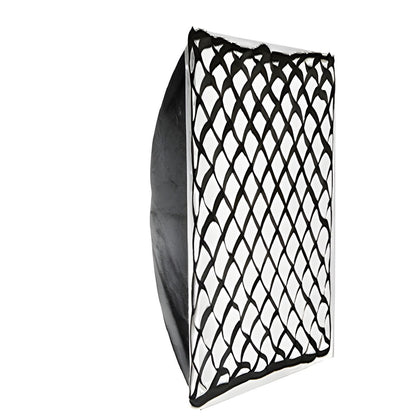 Softbox pliable Falcon Eyes FESB 90x90 cm de trois quarts avec sa grille nid d'abeille 