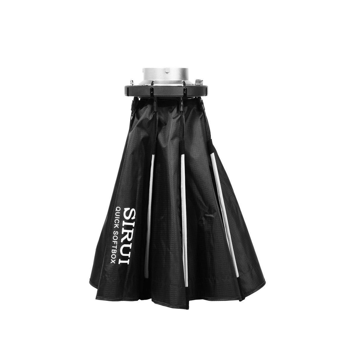 Softbox Sirui RGX60 II repliée, baleines refermées sous la bague Bowens 
