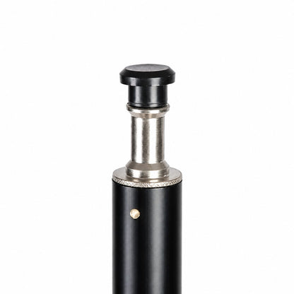 Spigot au sommet d'un pied du support de fond Falcon Eyes B-1313, en gros plan